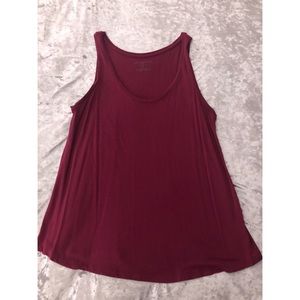 Madison Jules burgundy scoop neck tank